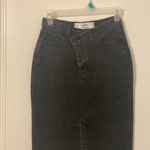 Black Hollister skirt
